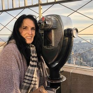 Meet your Posher, Renee